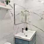Apartament Touring *
