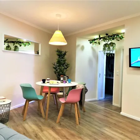 Apartment Touring *