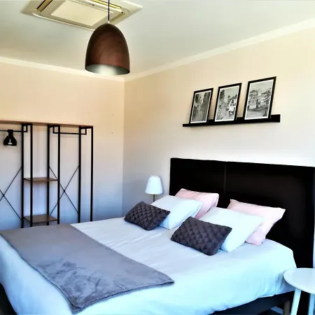 Apartment Touring