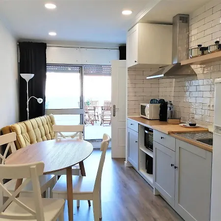 Touring Apartment *