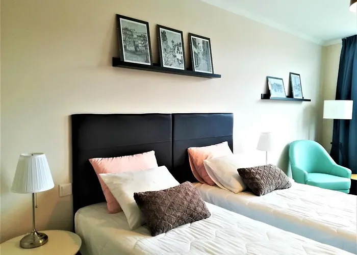 Apartament Touring *